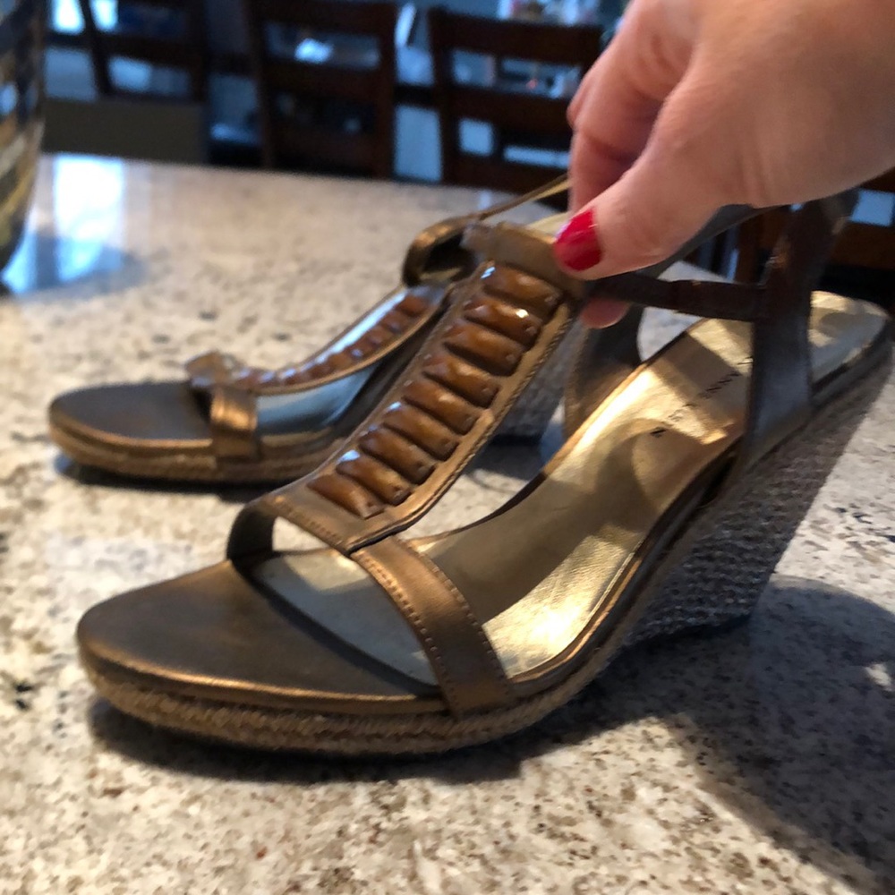 Wedge sandals